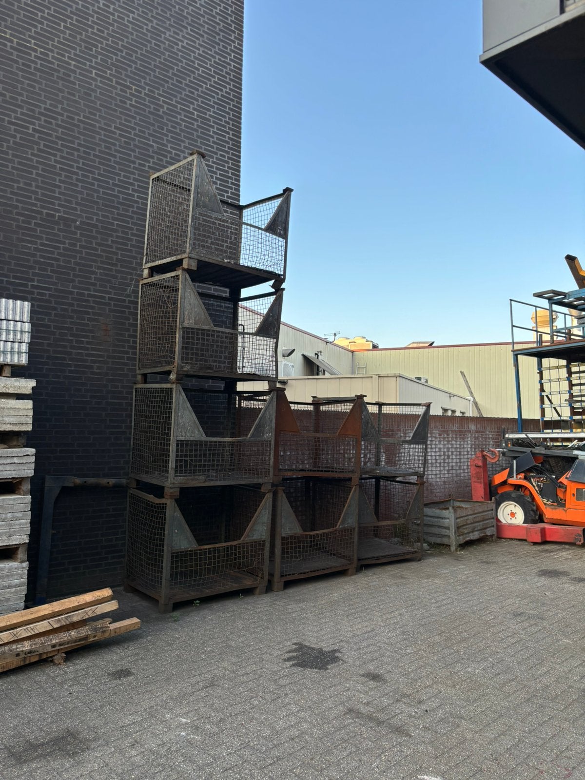 Gitterbox gaascontainers - Diverse condities (A t/m D), Ophalen, 100 cm of meer, 60 cm of meer, Minder dan 35 cm
