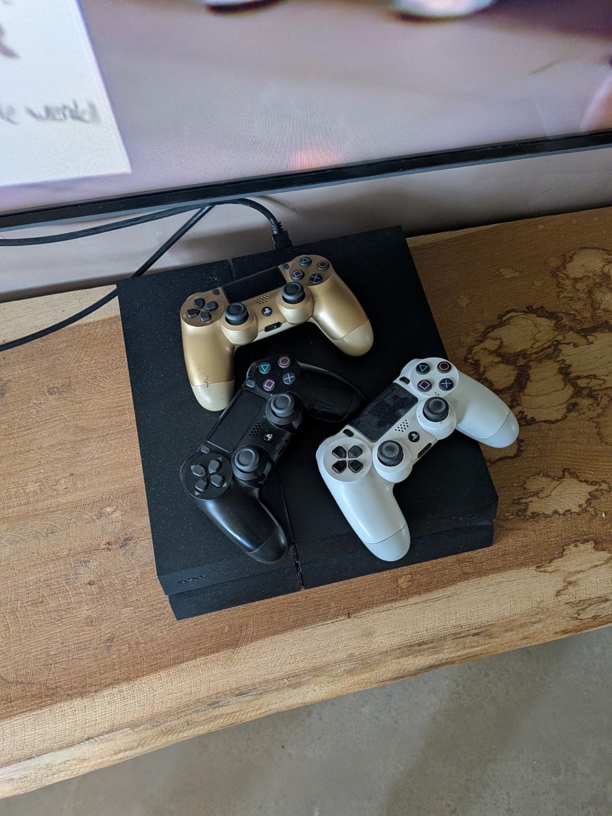 2x PlayStation 4 met 3 controllers en diverse games, Spelcomputers en Games, Gebruikt, Vanaf 18 jaar, Ophalen of Verzenden, Eén computer