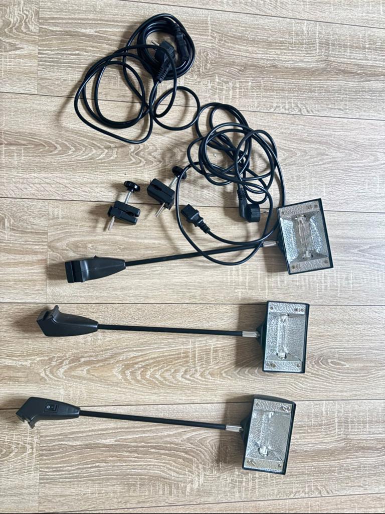 3x Halogeen spot met klem - Ideaal voor beursstand, Ophalen of Verzenden, Gebruikt