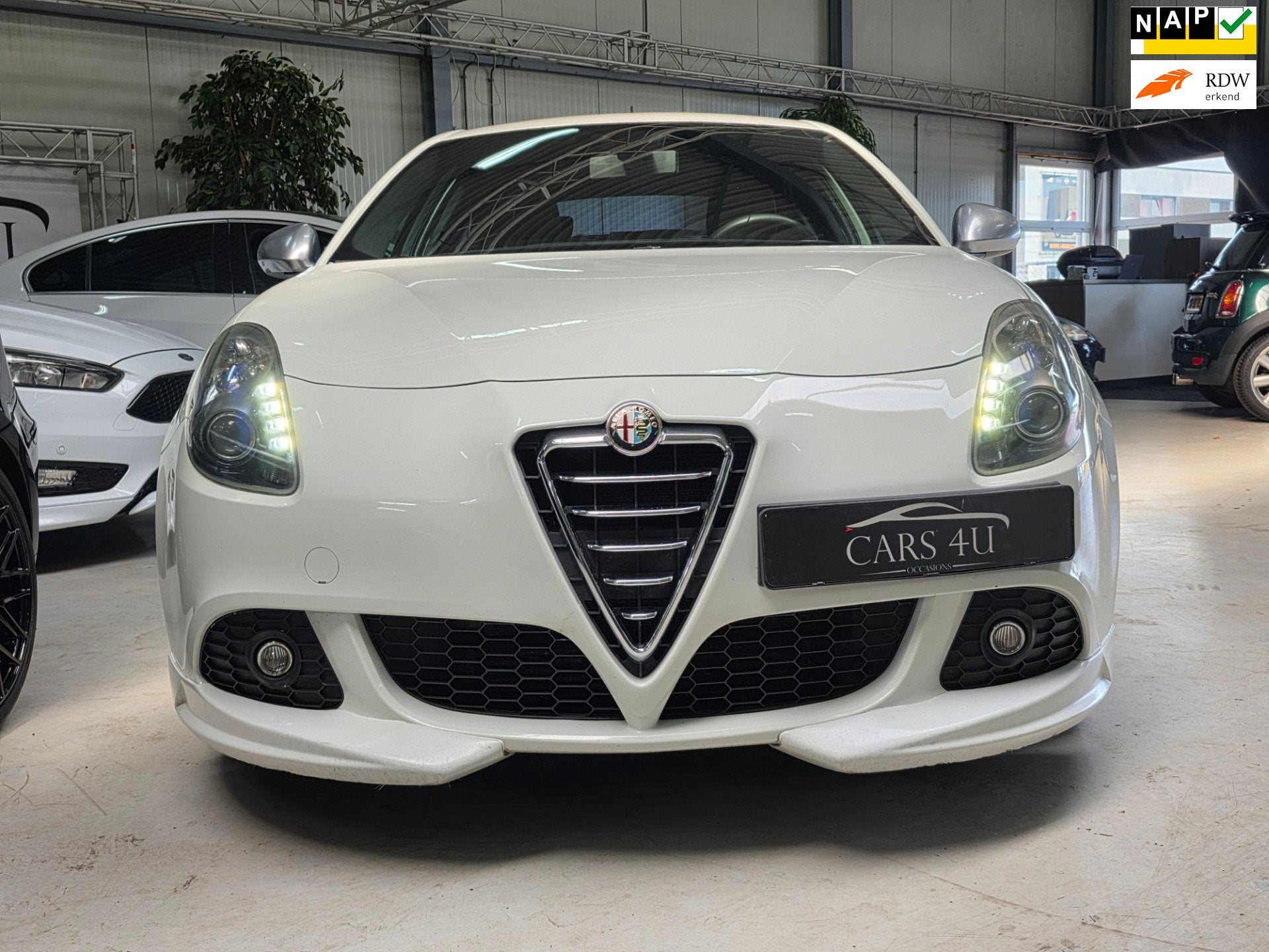 Alfa Romeo Giulietta 1.4 T Distinctive half leer, Voorwielaandrijving, Euro 5, Gebruikt, 4 cilinders