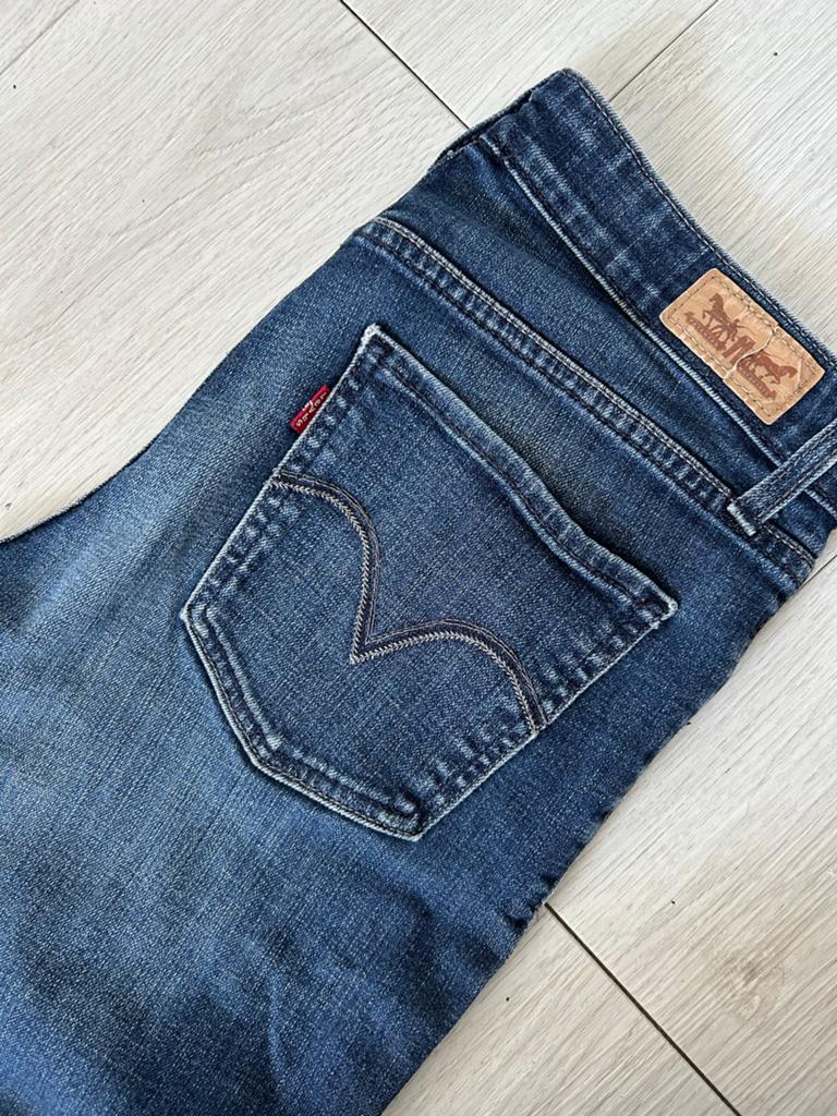 Levi's Mid Rise Skinny Jeans Dames W28 L32, Ophalen of Verzenden, Gedragen, Blauw, W28 - W29 (confectie 36)