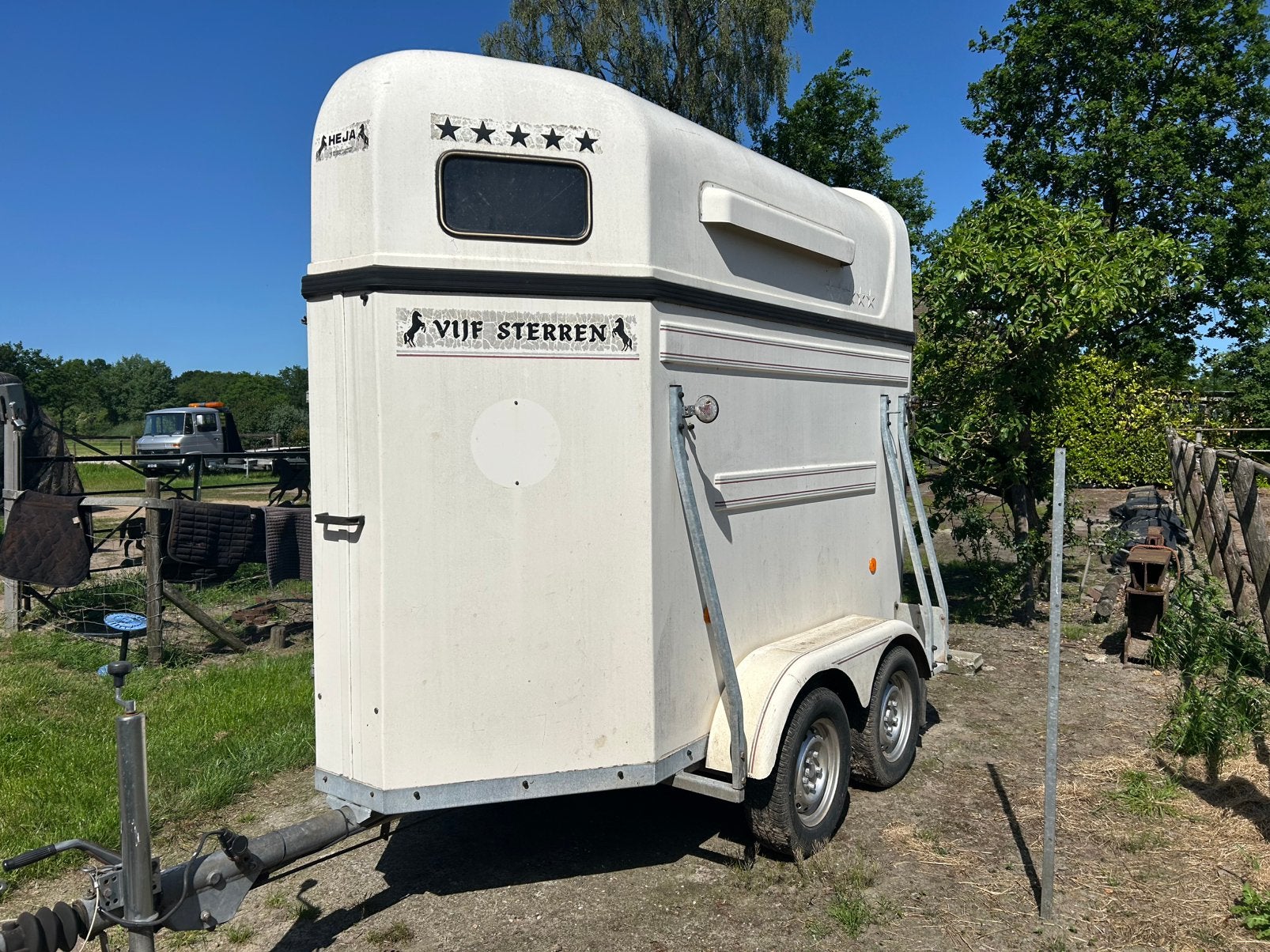 Polyester 1 paardstrailer te koop, Ophalen, Gebruikt