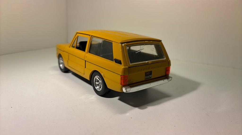 Range rover Bburago 1.24, Ophalen of Verzenden, Bburago, A, A
