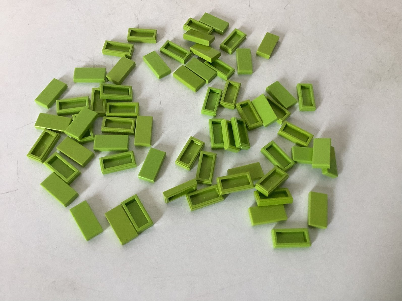 Lego tegel 1x2 lemon groen, Ophalen of Verzenden, Gebruikt, Losse stenen, Lego