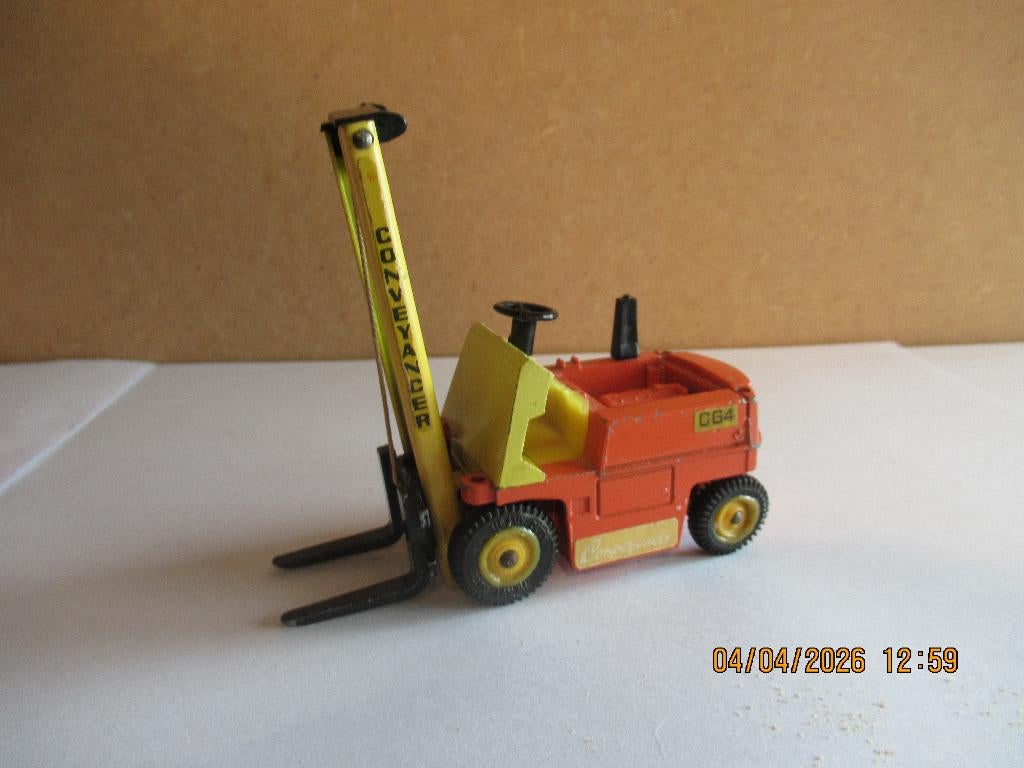 Dinky toy  heftruck conveyancer, Hobby en Vrije tijd, Modelauto's | 1:50, Ophalen of Verzenden, Gebruikt, Overige typen, Dinky Toys