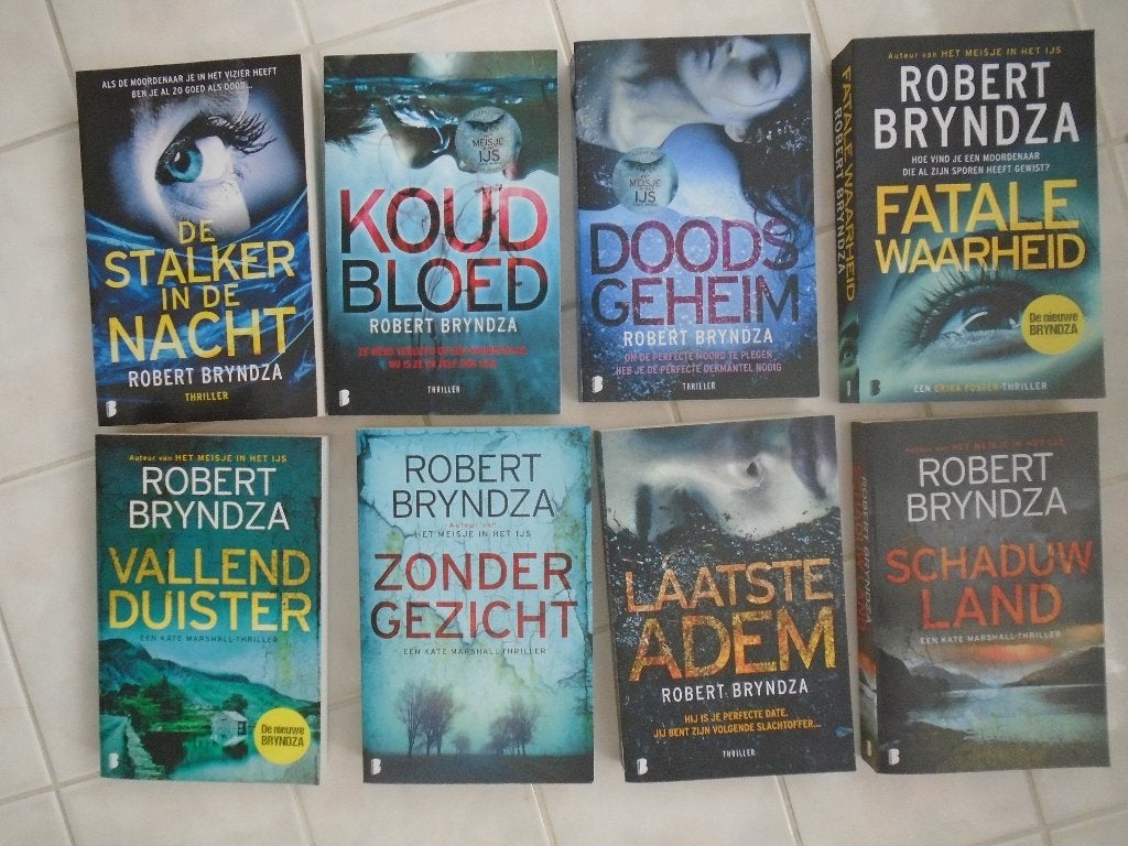 robert bryndza, uitzoeken, Boeken, Ophalen of Verzenden, Zo goed als nieuw, Robert Bryndza, Amerika