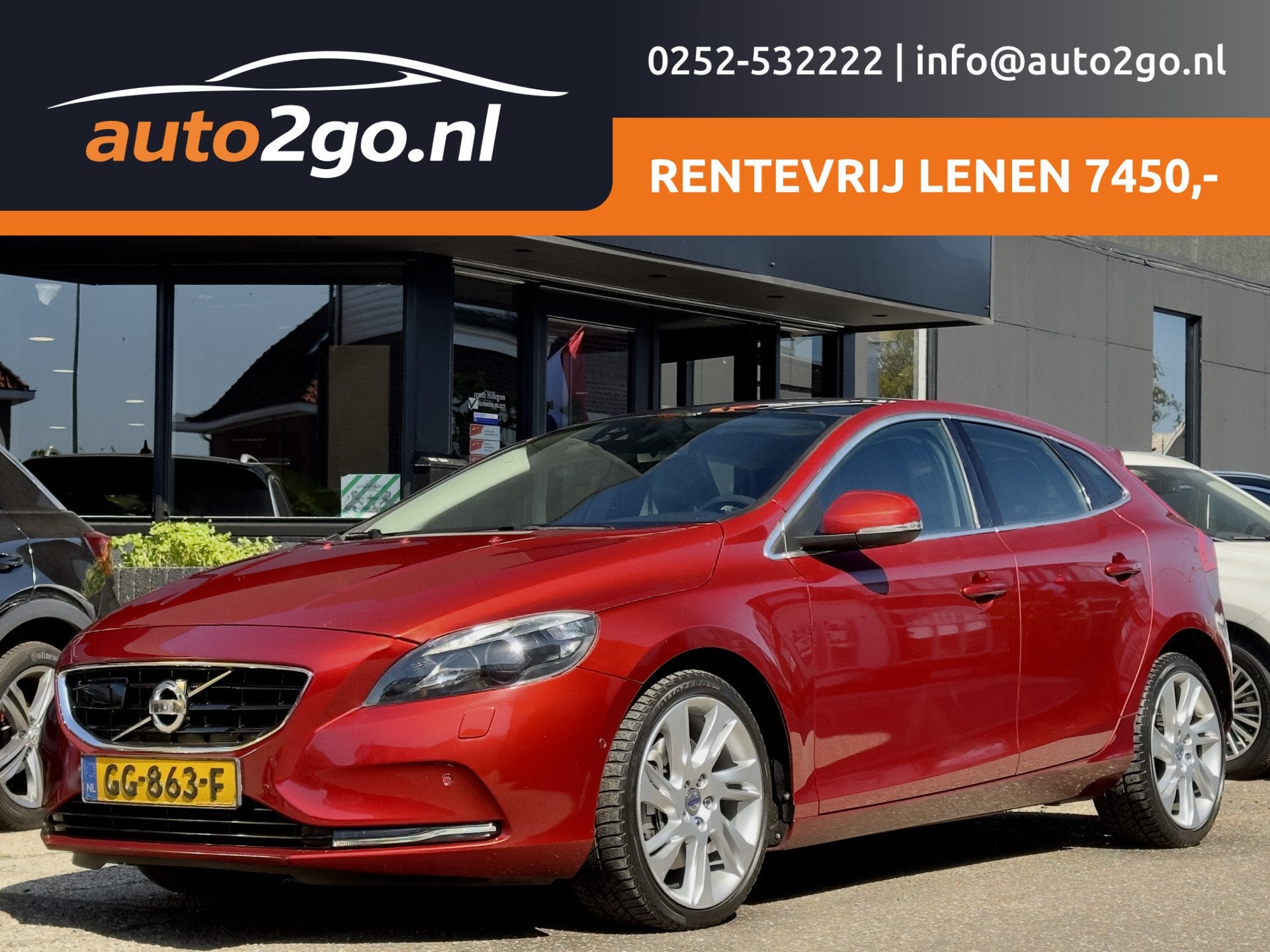 Volvo V40 2.0 T5 SUMMUM AUT8 PANODAK VOL-LEDER 18 INCH-LMV N, Gebruikt, Euro 6, 4 cilinders, Grijs