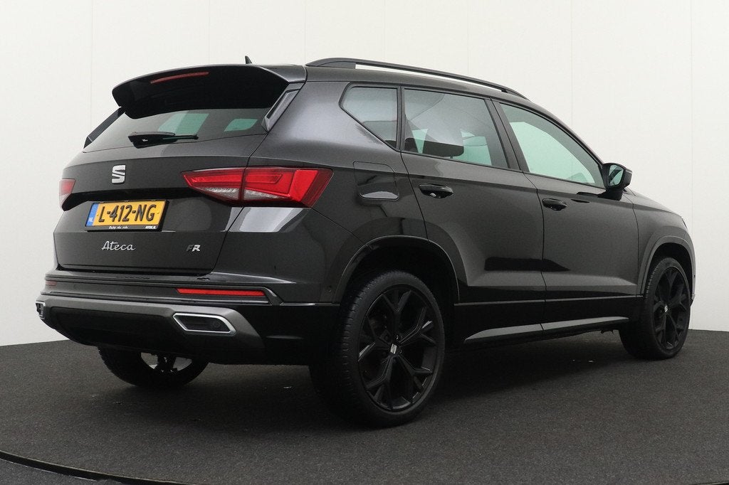 SEAT Ateca 1.5 TSI 150 PK Aut. FR Black-Edition 360' Camera, Auto's, Seat, 4 cilinders, Ateca, Zwart, Origineel Nederlands
