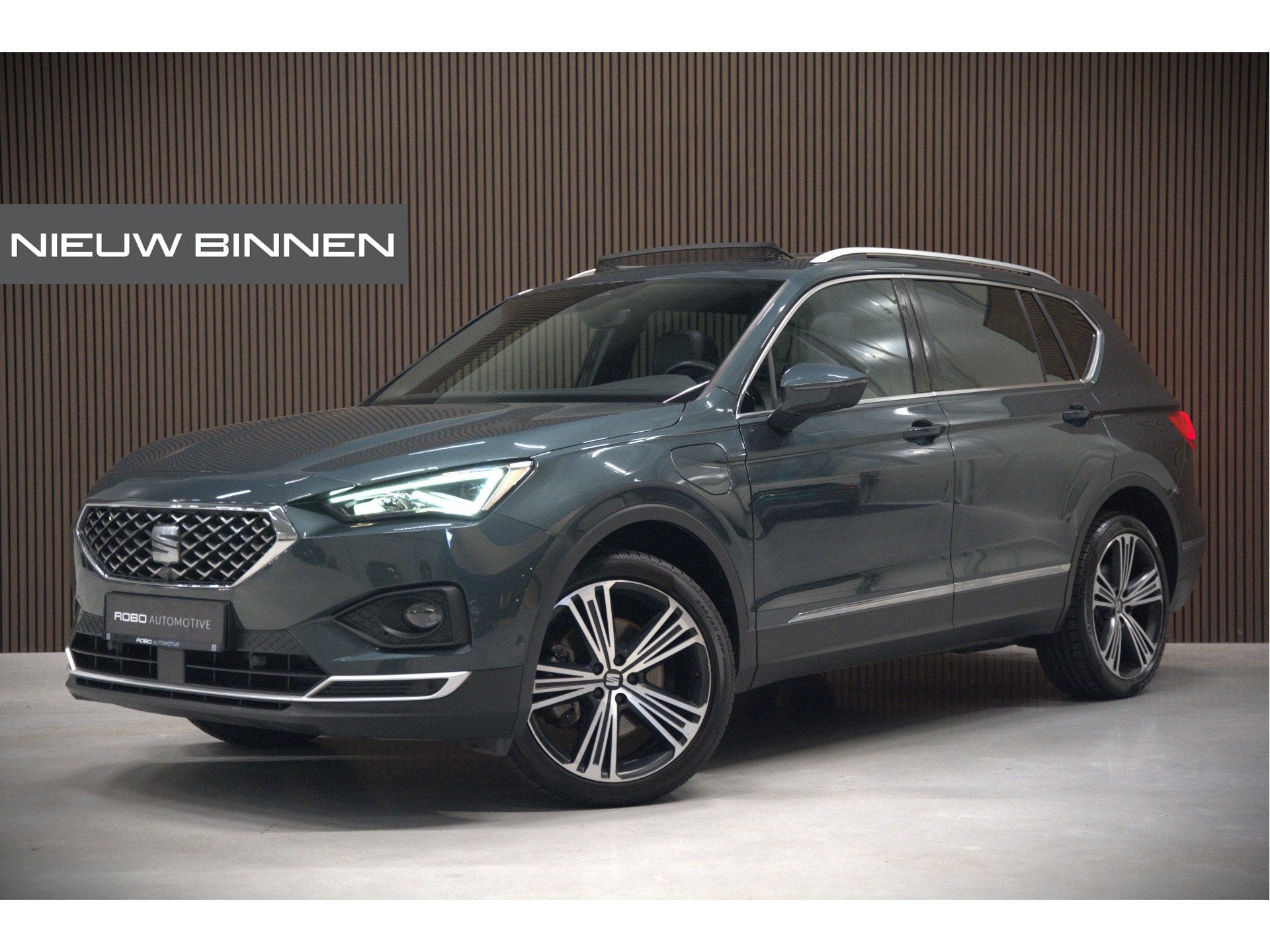 SEAT Tarraco 1.4 TSI e-Hybrid PHEV Xcellence | Panoramadak |, Auto's, Dealer onderhouden, 4 cilinders, 150 pk, Hybride Elektrisch/Benzine