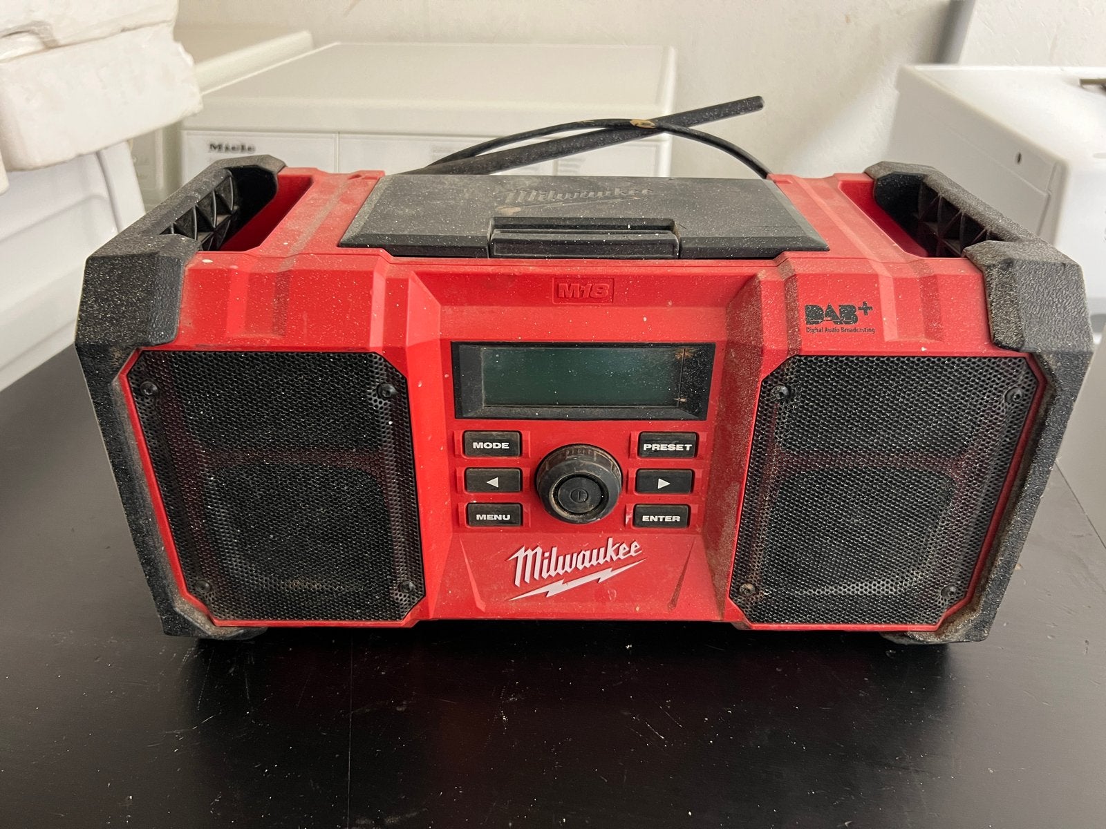 Milwaukee M18 JSRDAB+ Bouwradio - Gebruikt, Ophalen, Gebruikt, Bouwradio