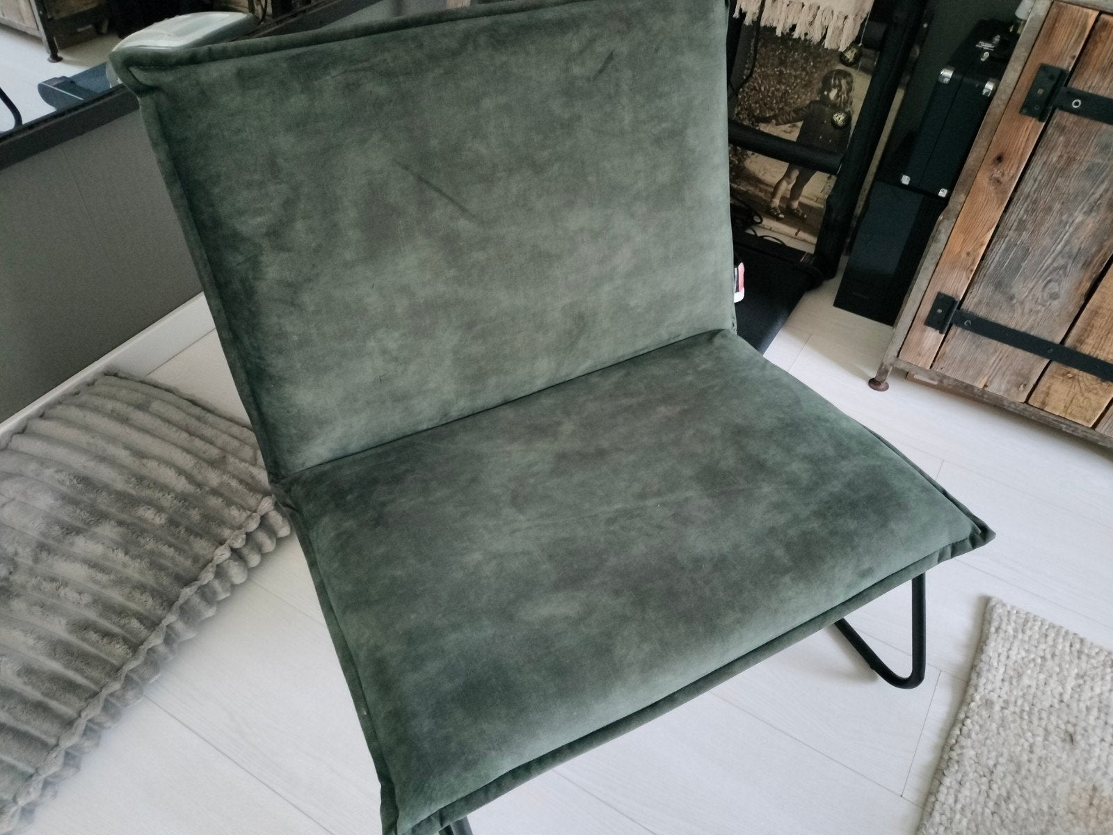 Comfortabele groene fauteuil met metalen frame, Ophalen, Gebruikt, Overige kleuren, Modern, Industrieel