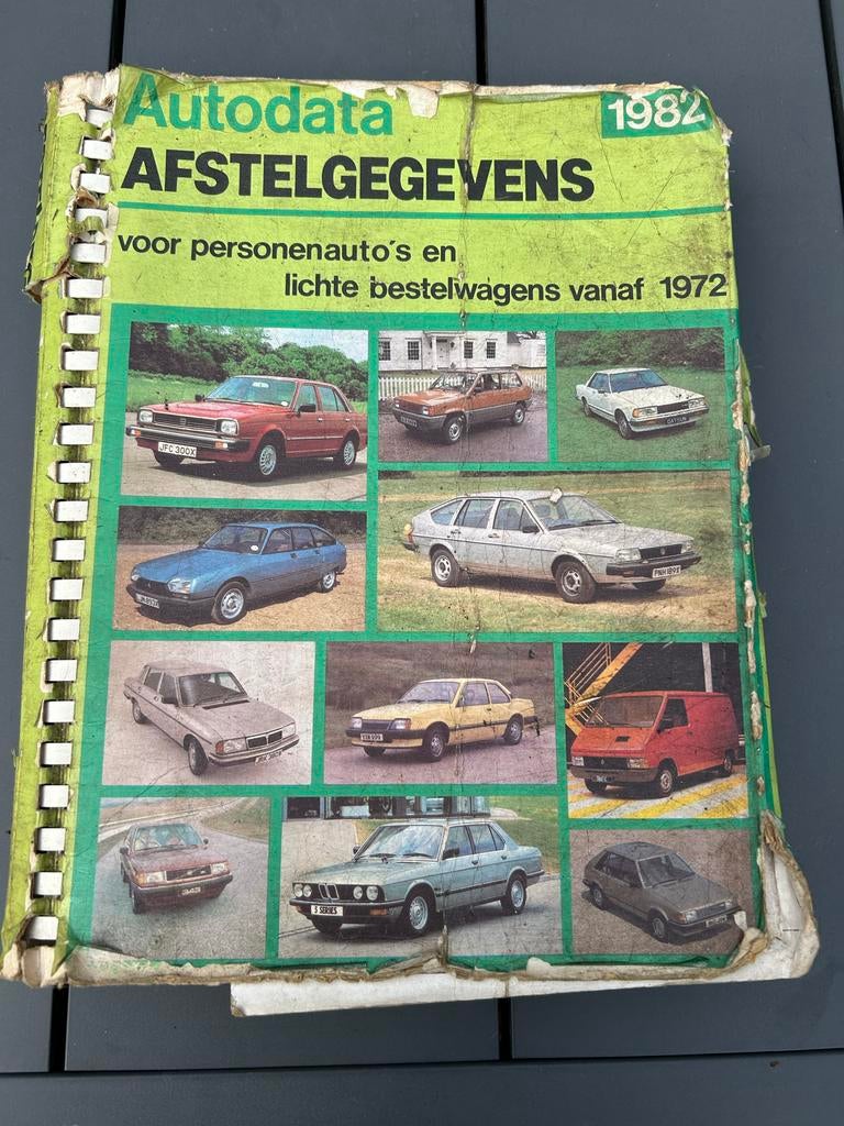 Autodata Afstelgegevens 1982 - Technische Handleiding Auto's, Ophalen of Verzenden, Gelezen, Algemeen
