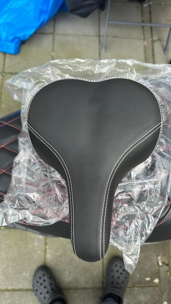 Zadel, Motoren, Onderdelen | Harley-Davidson, Ophalen of Verzenden, Nieuw