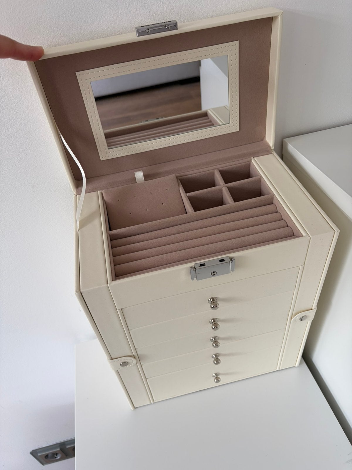 Beautycase nieuw, Sieraden, Tassen en Uiterlijk, Beautycases, Ophalen, Wit, Nieuw, Met slot