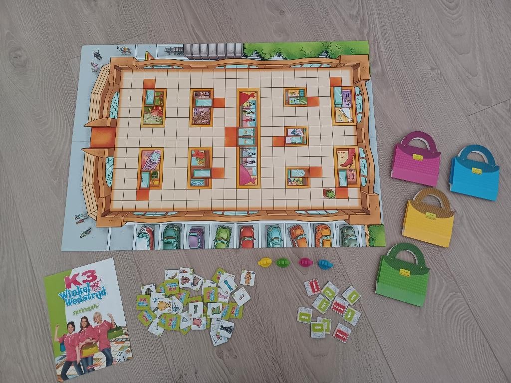 K3 Winkelwedstrijd - bordspel, Hobby en Vrije tijd, Gezelschapsspellen | Bordspellen, Een of twee spelers, Ophalen of Verzenden