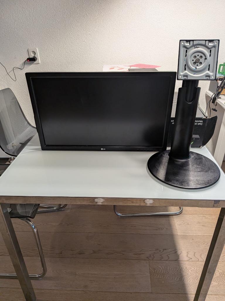 LG 24”/60cm Full HD Monitor – Height Adjustable, HDMI, LG Electronics, Full HD, Ophalen of Verzenden
