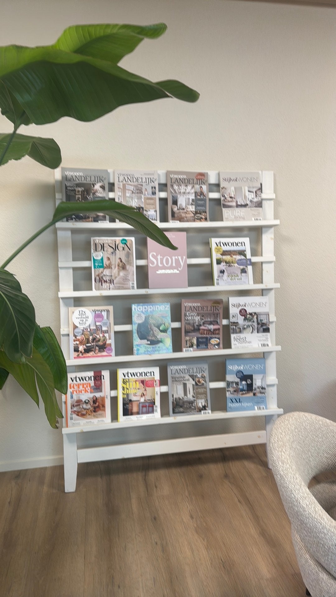 Magazine rek wit hout, Ophalen, Zo goed als nieuw