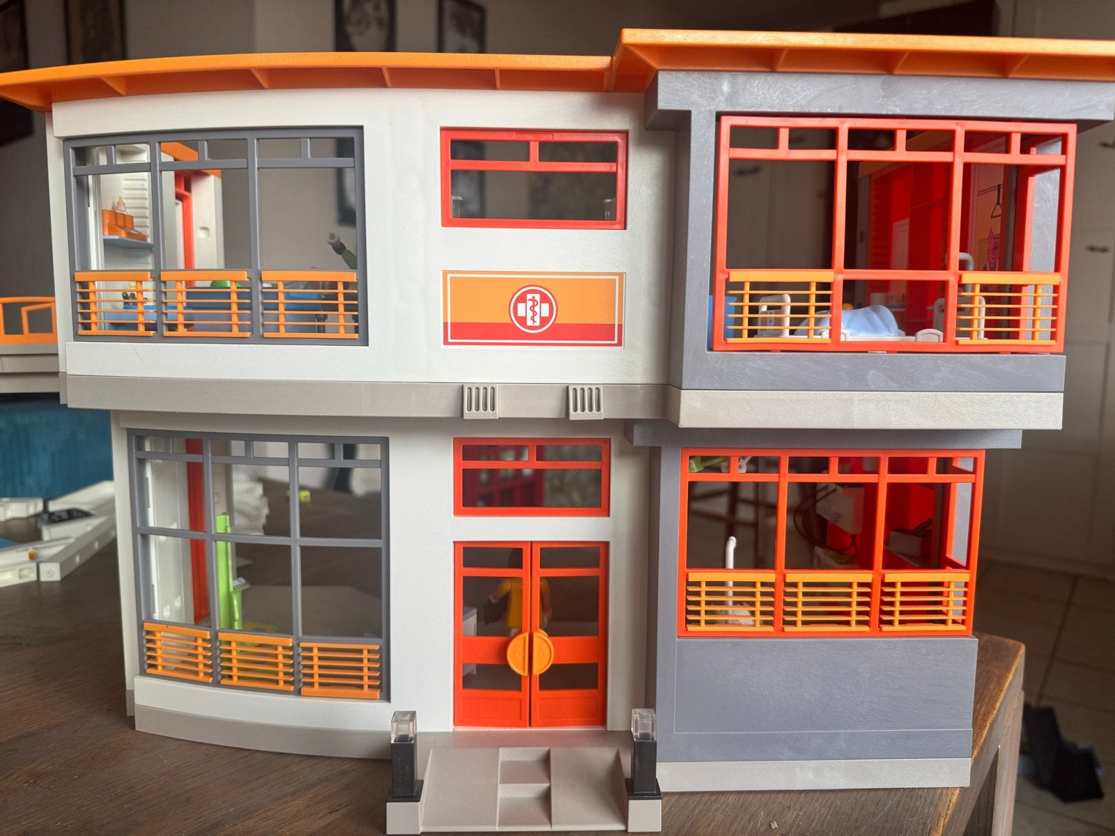 Playmobil City Life Ziekenhuis 6657 - met doos, Gebouw, Complete set, Ophalen of Verzenden, Zo goed als nieuw