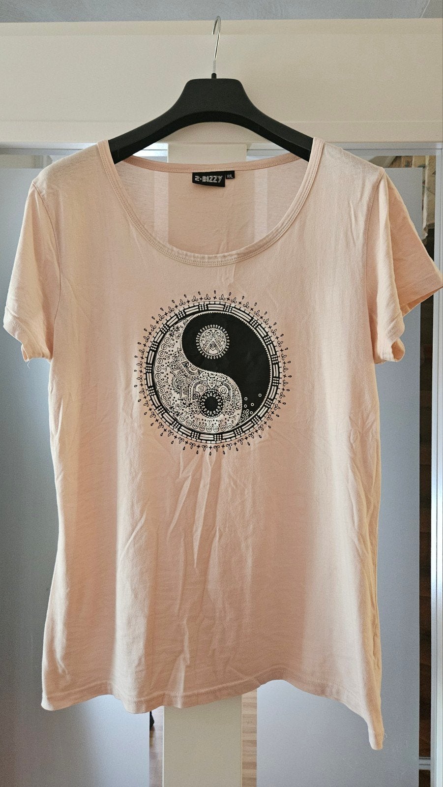 2-Bizzy T-shirt met Yin Yang print - Maat XXL, 2-Bizzy, Beige, Maat 46/48 (XL) of groter, Ophalen of Verzenden