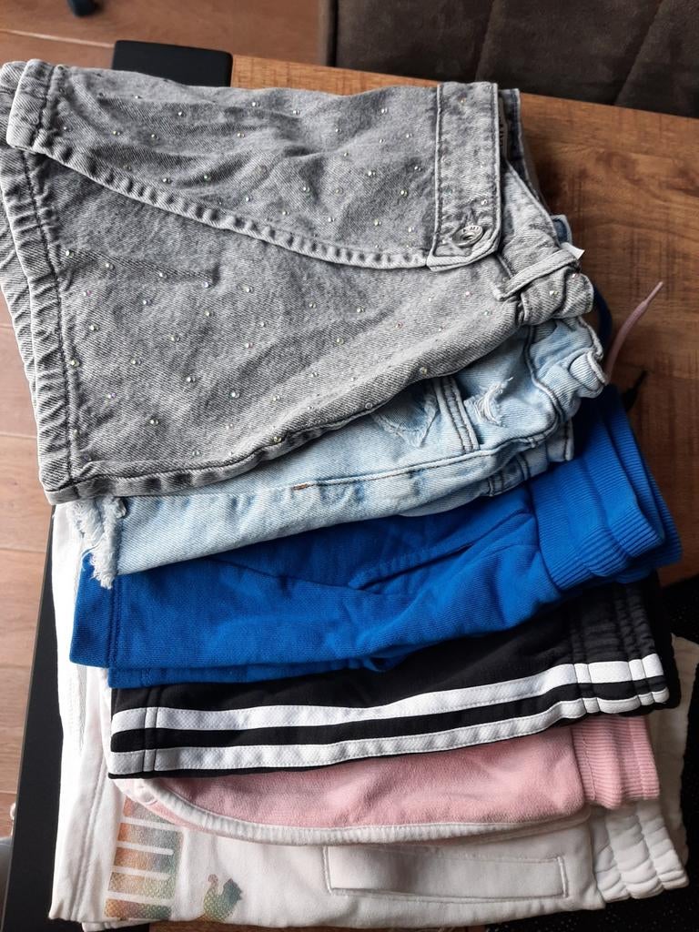 Set 6 stuks Meiden shorts., Kinderen en Baby's, Ophalen, Zo goed als nieuw, Maat 176