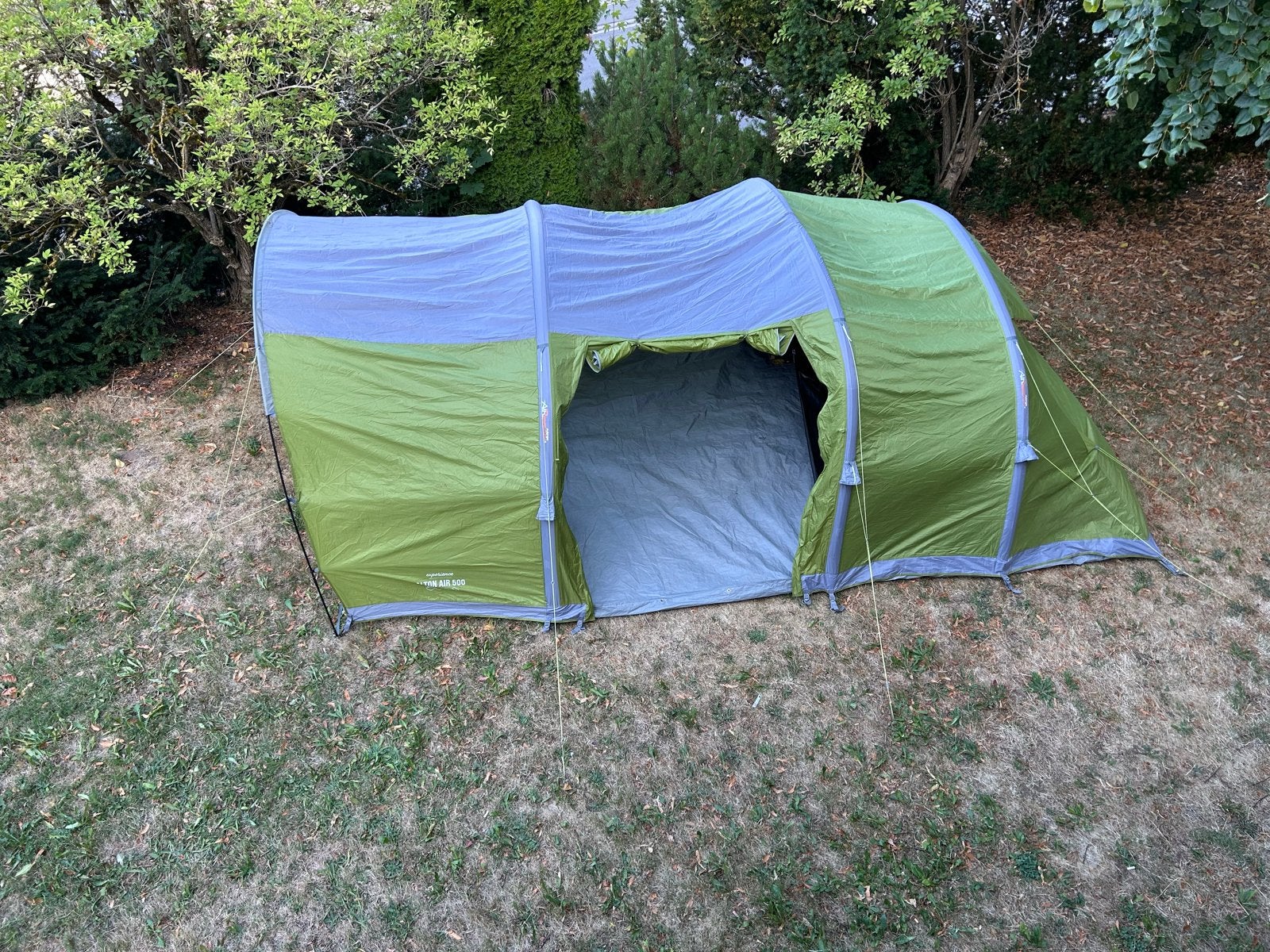 Vango Alton Air 500 Tent- Opblaasbare 5-persoons, Ophalen, Gebruikt, Tot en met 5