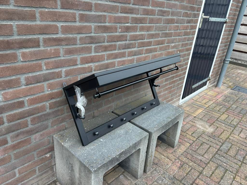 Zwarte wandkapstok, Huis en Inrichting, Zo goed als nieuw, Minder dan 100 cm, Metaal, Ophalen