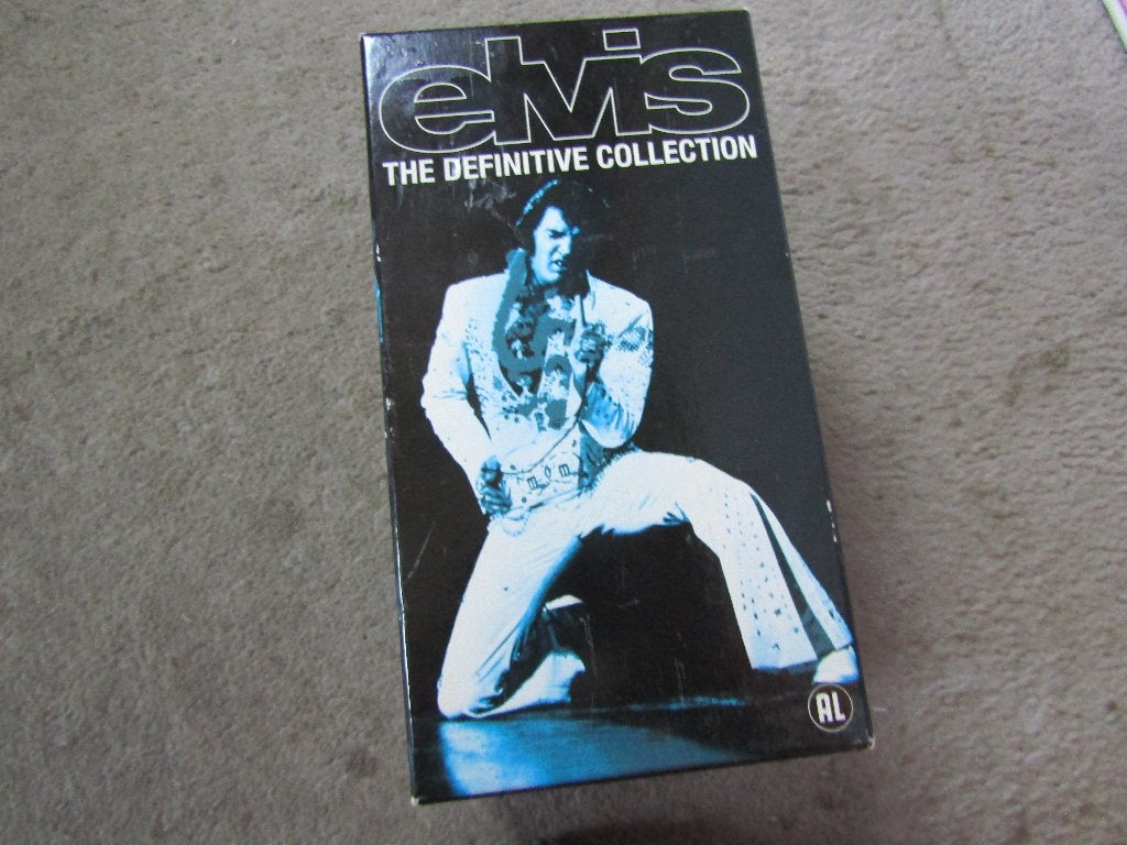 Videobox: Elvis - The definitive collection, ALLEEN OPHALEN, Ophalen, Alle leeftijden, Documentaire, VHS