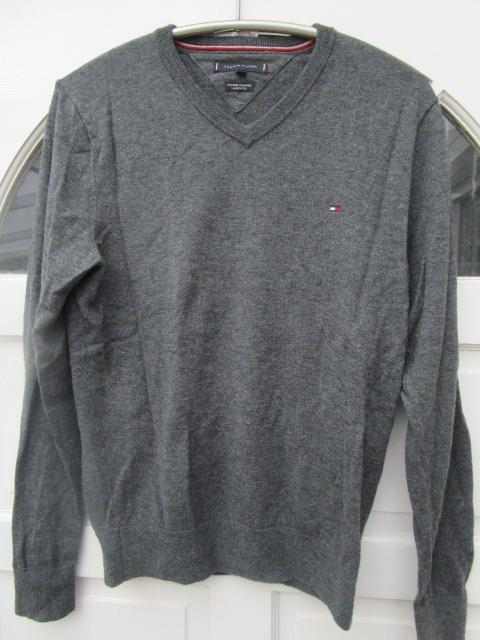 Klassieke lamswollen Tommy Hilfiger v-hals trui maat M, Ophalen, Maat 48/50 (M), Tommy Hilfiger, Nieuw