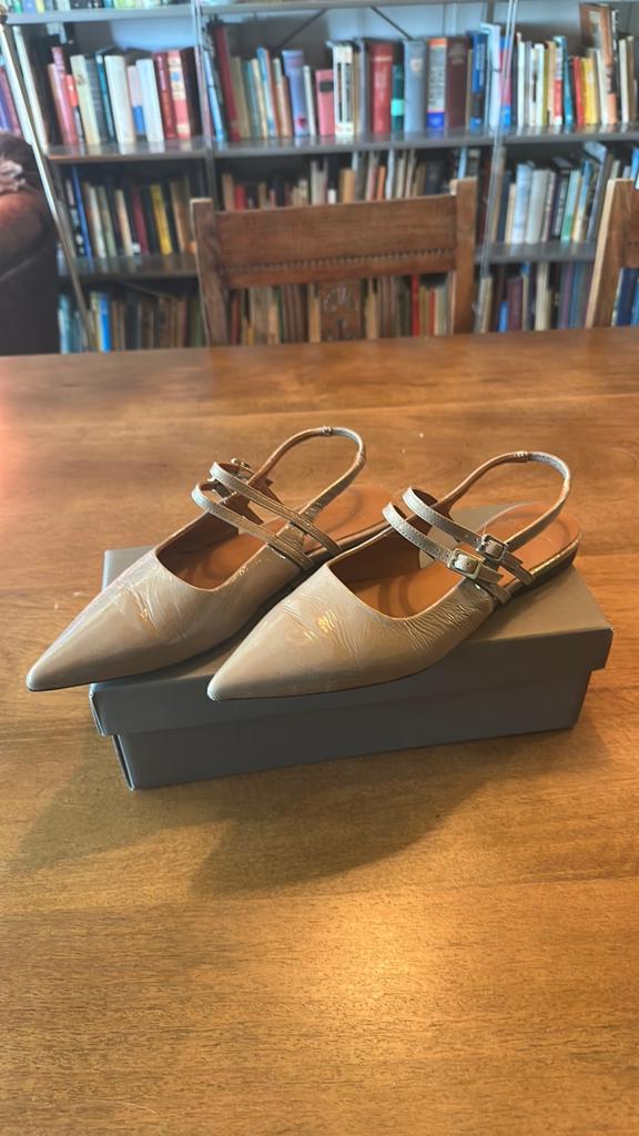Vagabond muiltjes, maat 38, zgan, Kleding | Dames, Schoenen, Zo goed als nieuw, Grijs, Sandalen of Muiltjes, Ophalen of Verzenden
