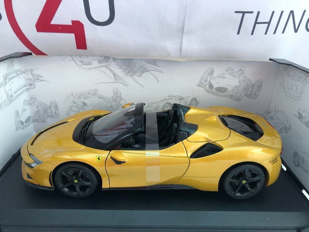 Bburago 1:18 Ferrari SF90 Spider 2021 goudgeel metallic, Hobby en Vrije tijd, Modelauto's | 1:18, Ophalen of Verzenden, Nieuw