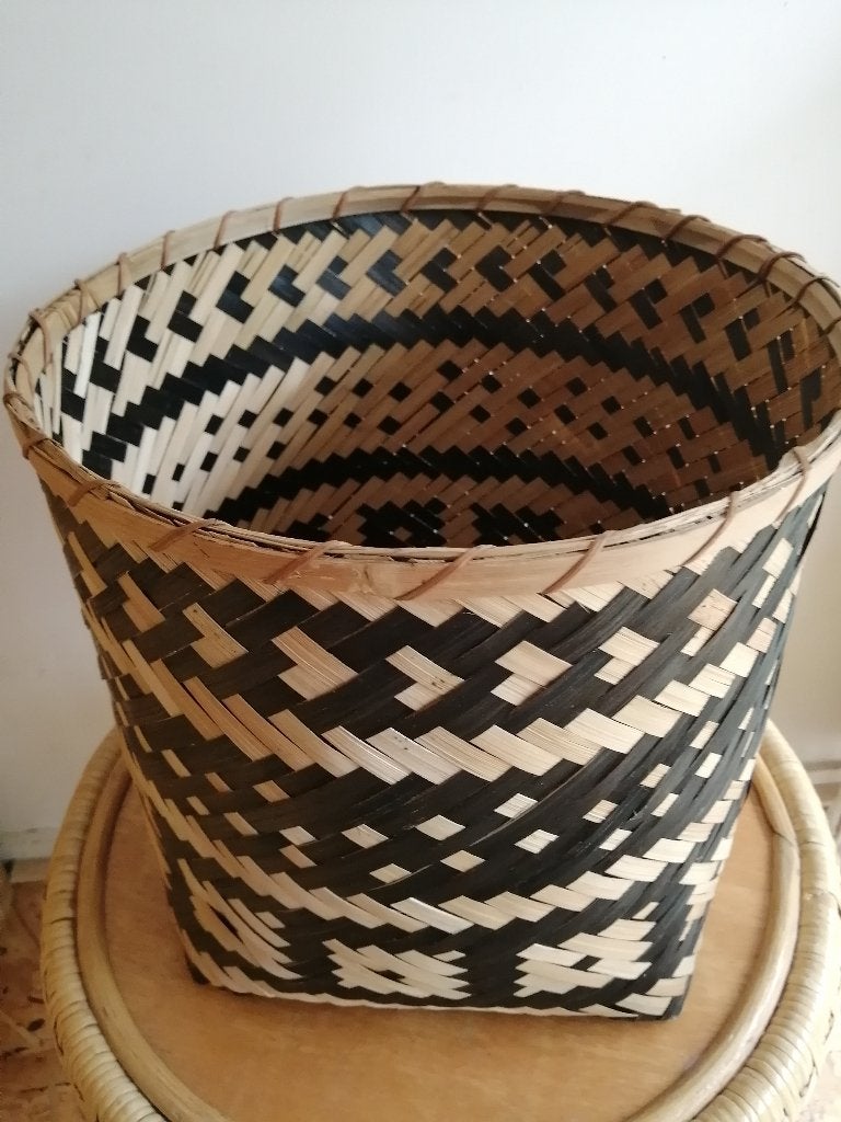Planten pot, plantenbak, bloempot, riet/ zwart h 30cm, nieuw, Tuin en Terras, Bloempotten, 25 tot 40 cm, Overige materialen, Rond