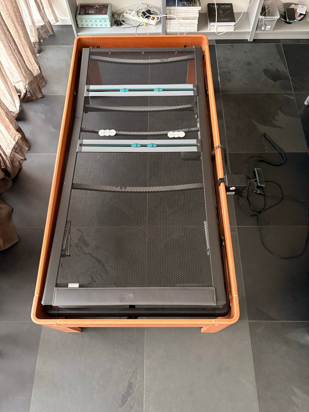 Eenpersoonsbed Auping Auronde met verstelbare spiraalbodem, Ophalen, 90 cm, Eenpersoons, Bruin