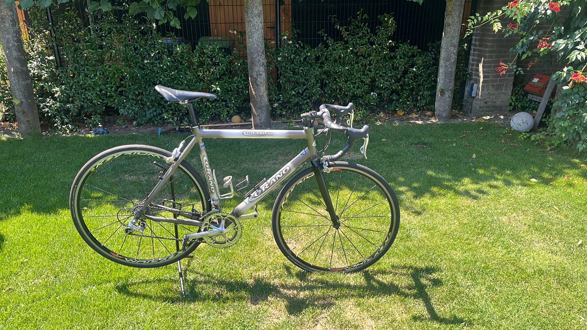 Wielrenfiets Corano, Fietsen en Brommers, 28 inch, Gebruikt, Velgrem, 15 tot 20 versnellingen