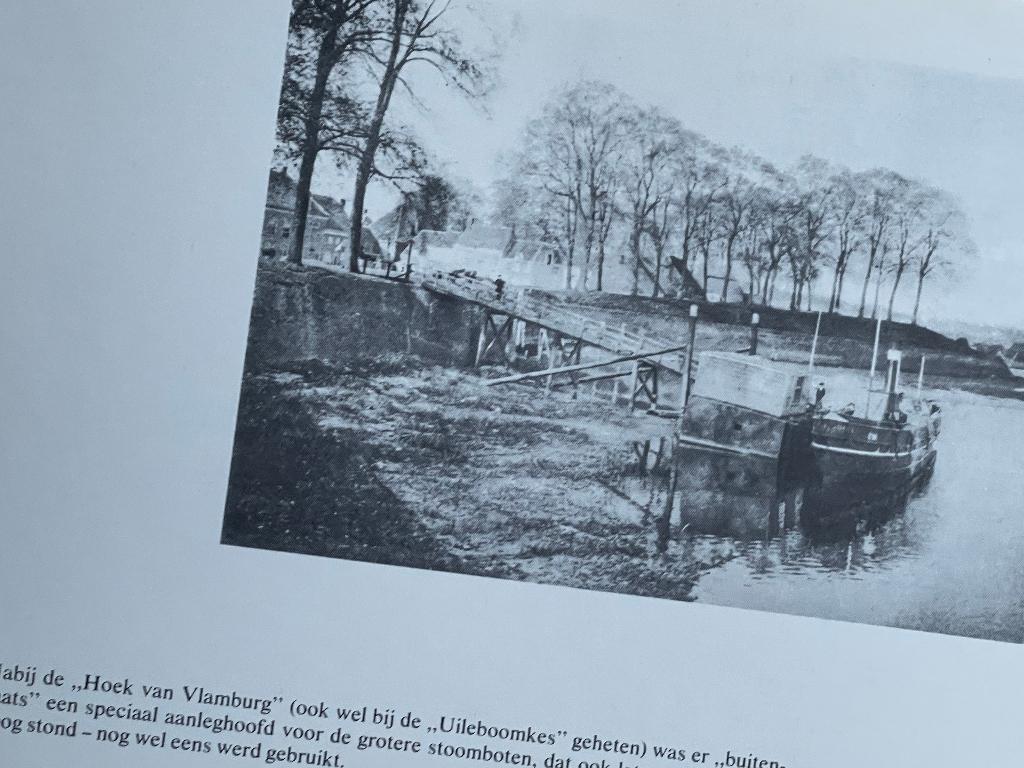 Heusden in oude ansichten 1977, Ophalen of Verzenden, 20e eeuw of later, Zo goed als nieuw