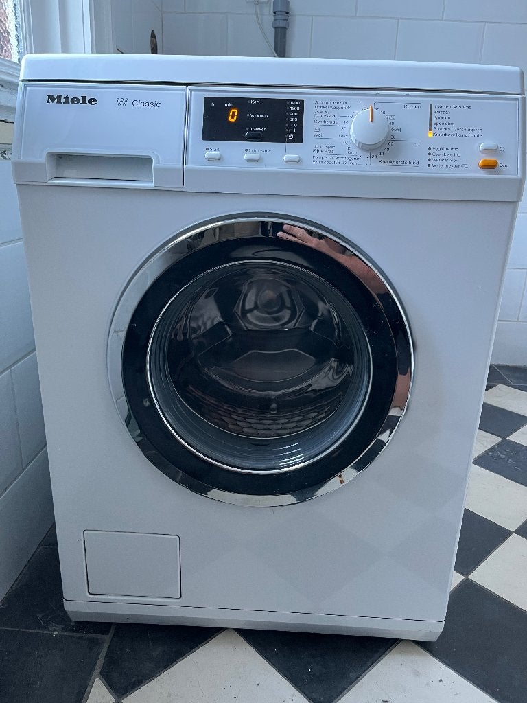 Miele wasmachine, Ophalen of Verzenden, Zo goed als nieuw, 85 tot 90 cm, 1200 tot 1600 toeren