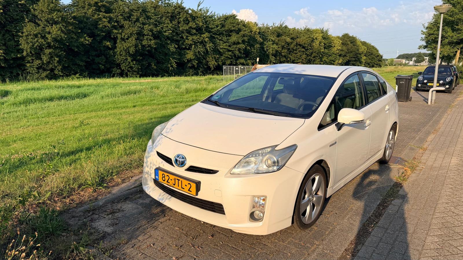 Toyota Prius 1.8 Full Hybrid 136PK Aut 2009 Wit, Auto's, Toyota, Stof, 4 cilinders, Wit, Origineel Nederlands