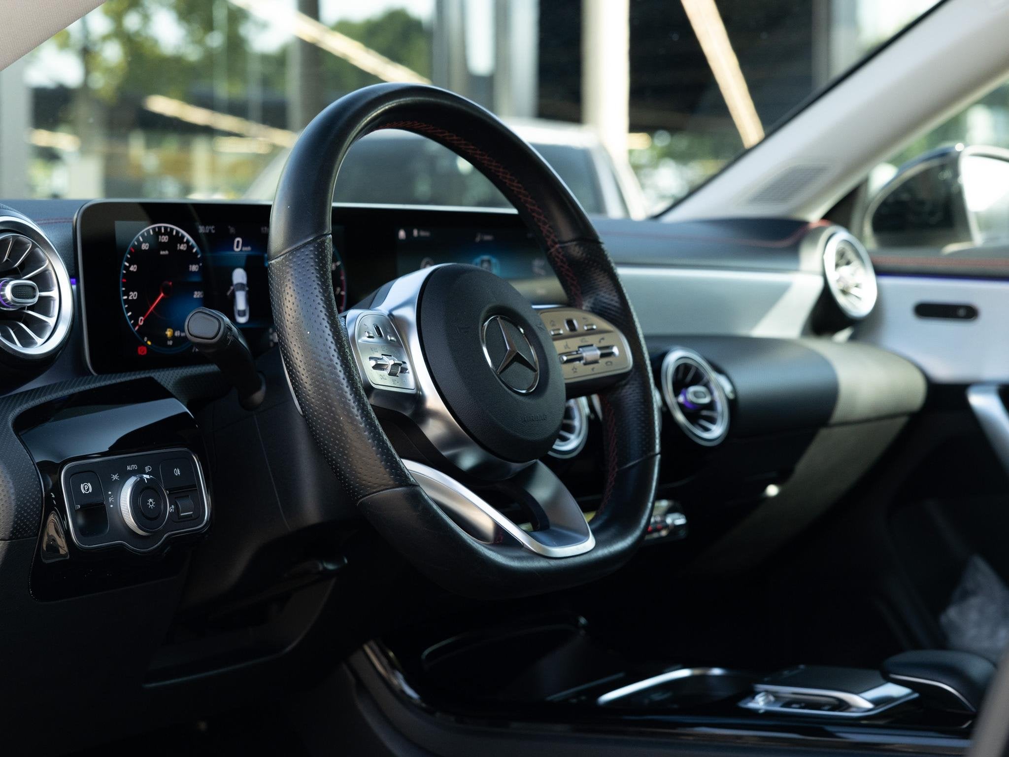 Mercedes-Benz CLA-klasse 220 AMG|Night|Pano|Sfeer|Standkache, Auto's, Stof, Gebruikt, Wit, Origineel Nederlands