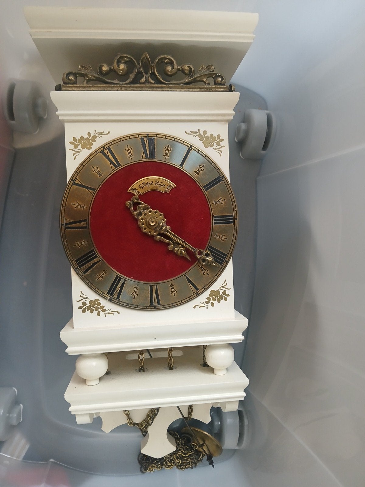 Antieke Uurwerk Klok met Romeinse Cijfers en 'Tempus Fugit', Ophalen of Verzenden
