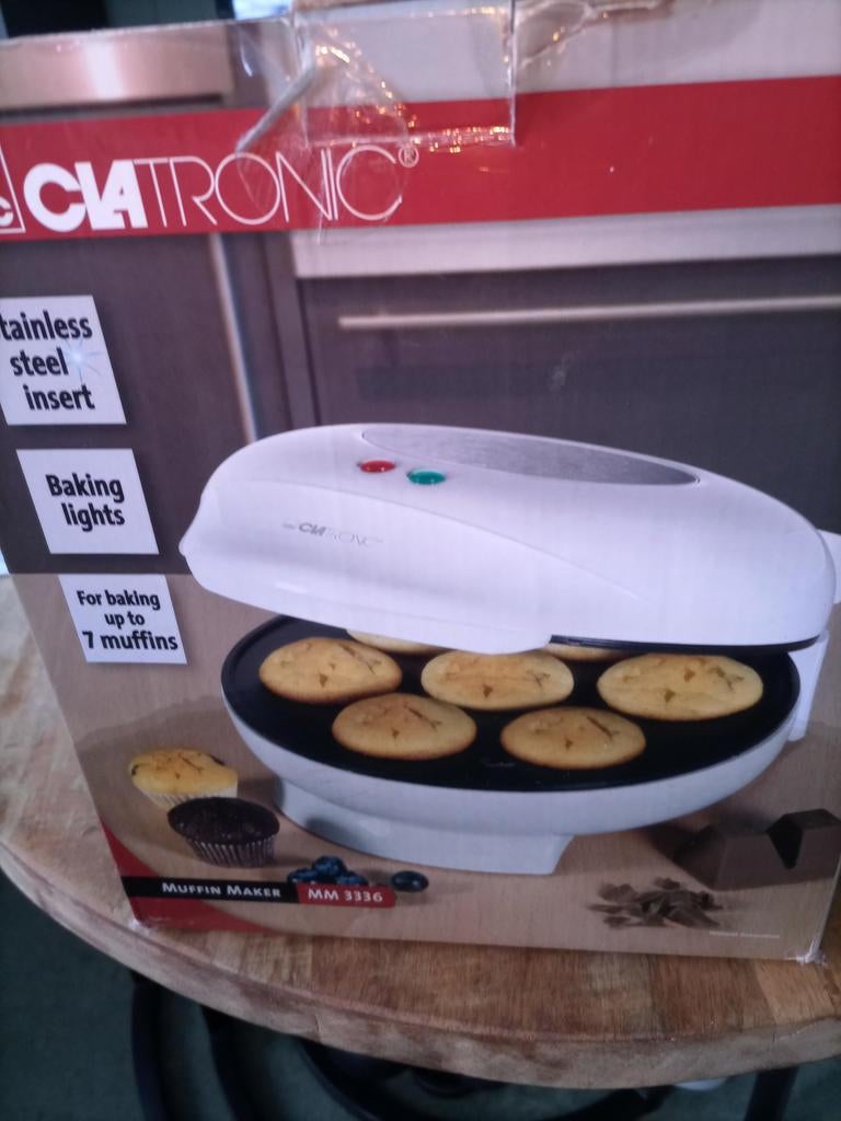 Clatronic muffin maker., Hobby en Vrije tijd, Ophalen of Verzenden, Nieuw, Cupcakes, Bakvorm