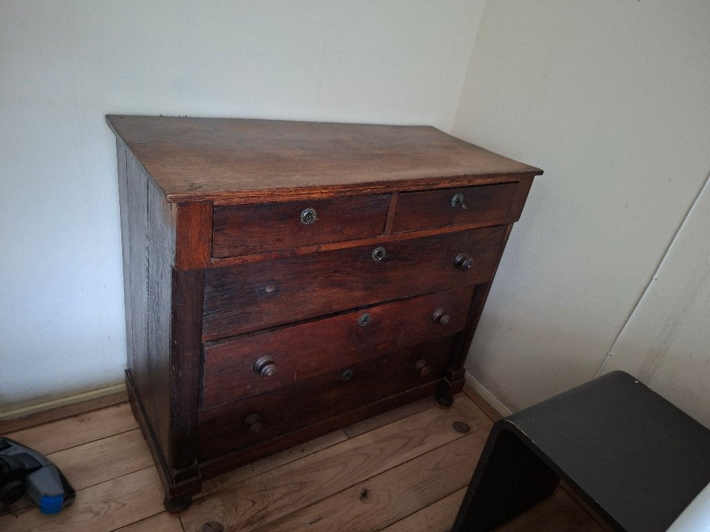 Antieke opbergkast, Ophalen