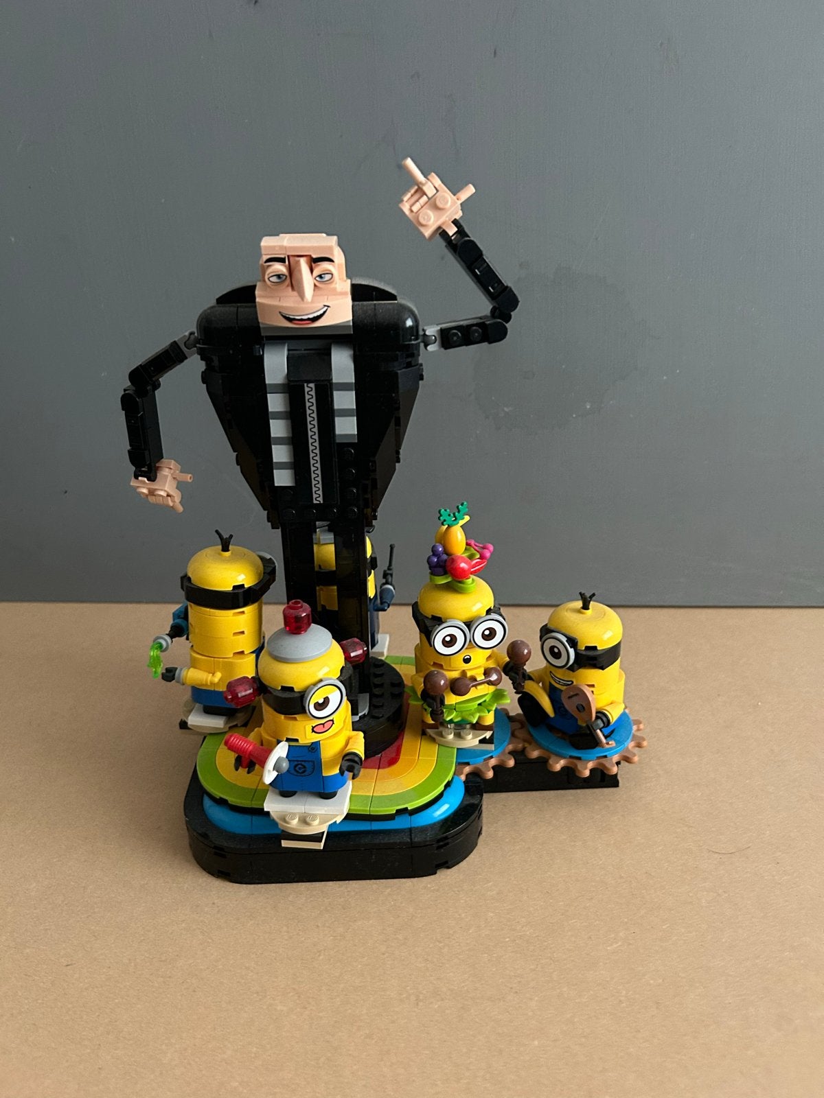 LEGO Minions 75582 Gru en Minions Familie, Gebruikt, Overige thema's, Lego, Ophalen of Verzenden