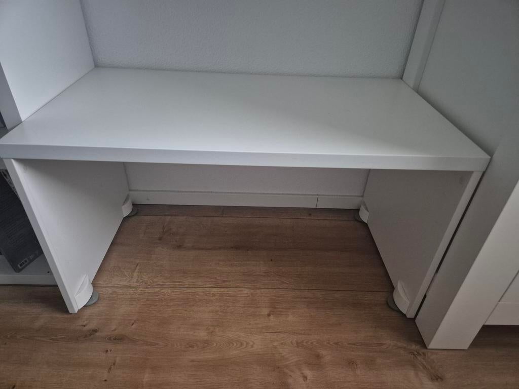 Ikea bankje/tafeltje, Huis en Inrichting, Bureaus, Ophalen