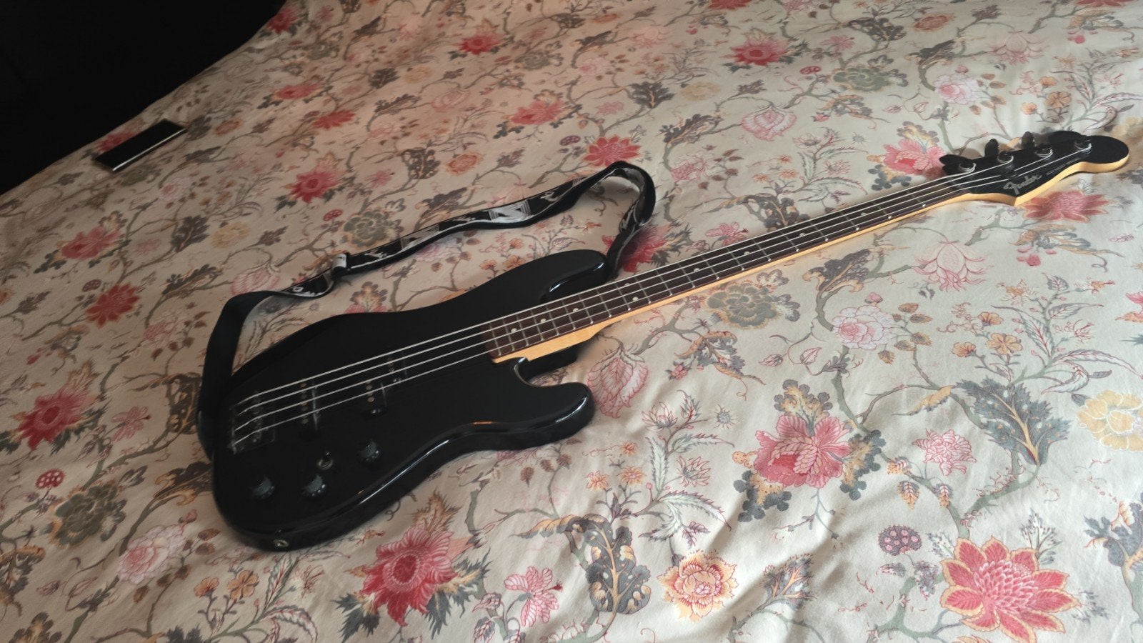 fender precicion bass uit 1982 full black