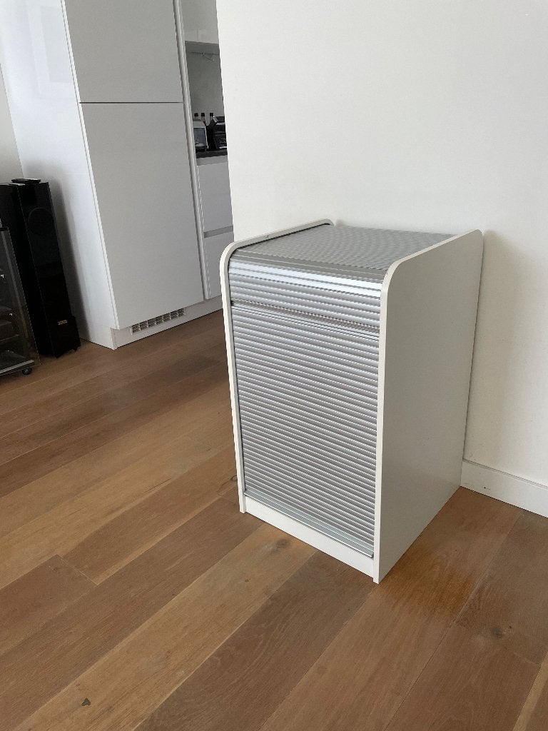 Wit roldeurkastje met zilverkleurig kunststof rolluikfront, Huis en Inrichting, Ophalen, Minder dan 50 cm, Gebruikt, Minder dan 100 cm