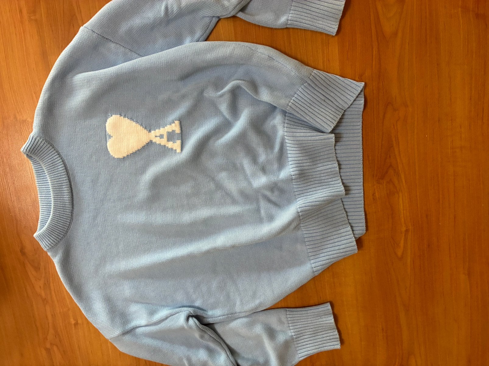 Lichtblauwe Gebreide Trui met Hart Logo maat L, Ophalen of Verzenden, Gedragen, Maat 52/54 (L), Blauw