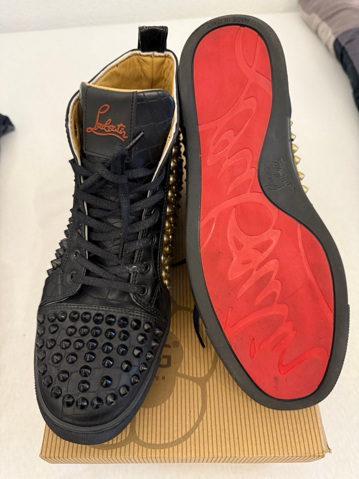 Christian Louboutin Sneakers - Zwart/Goude Spikes Maat 40, Zwart, Ophalen of Verzenden, Sneakers of Gympen, Zo goed als nieuw