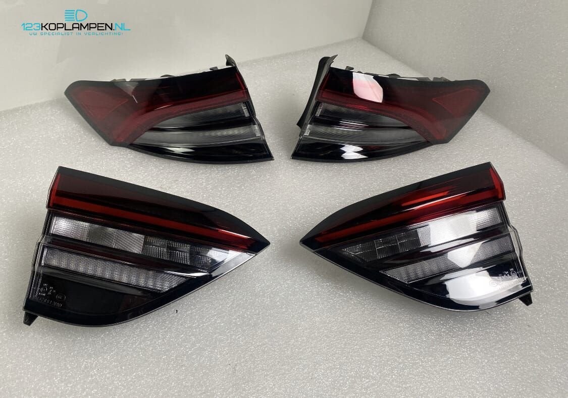 Maserati Levante Facelift Dark Achterlicht links rechts, Maserati, Gebruikt, -, -