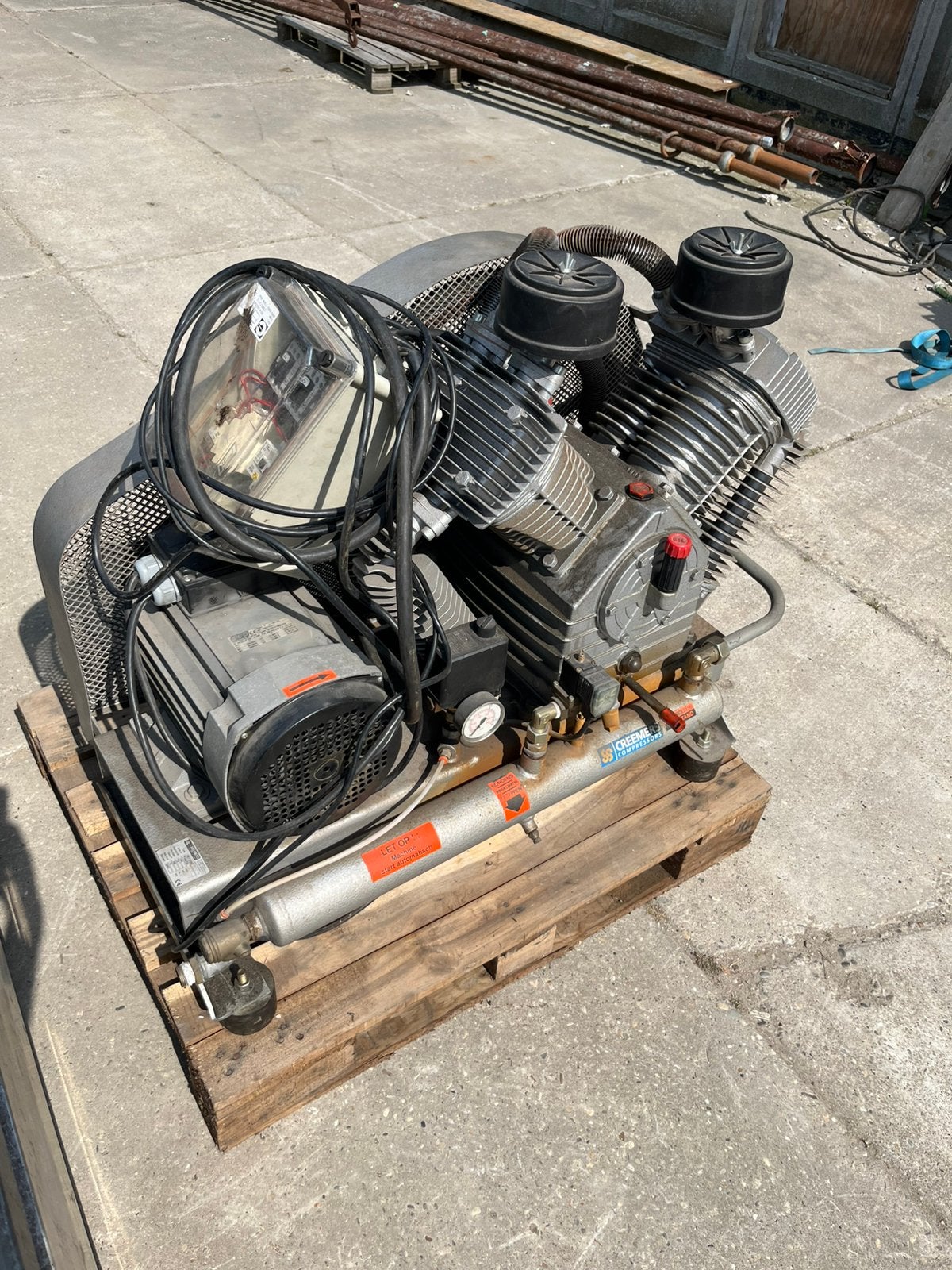 Compressor creemers ZKT1250, Ophalen, Zo goed als nieuw