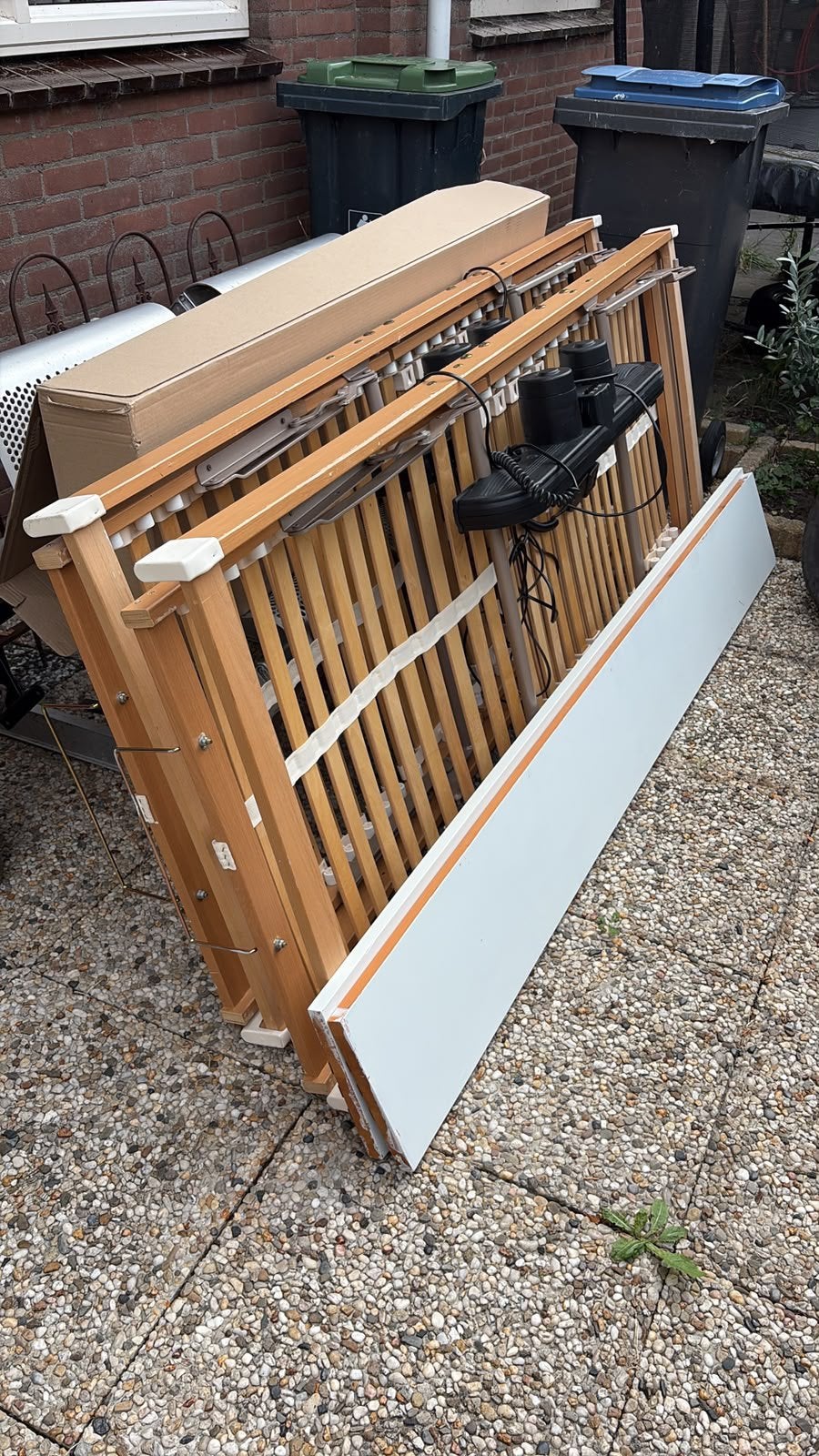 Gratis 2 pers bed met elektrische bed bodem 160 / 200, Ophalen, Gebruikt, Wit, Tweepersoons