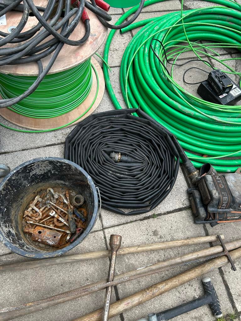 Grote partij gereedschap en materialen: alles in 1 koop, Ophalen, Gebruikt